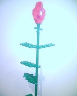 Flor realizada con Lego 2